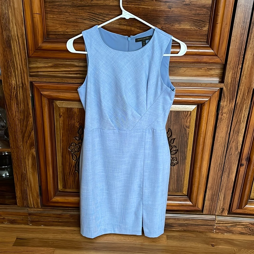 Banana Republic sleeveless dress
